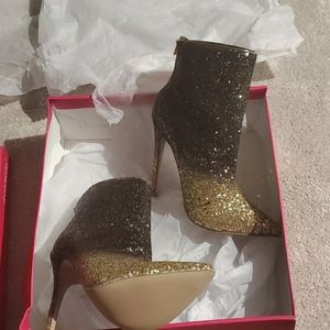 Verna Booties, Gold Ombre size 6.5